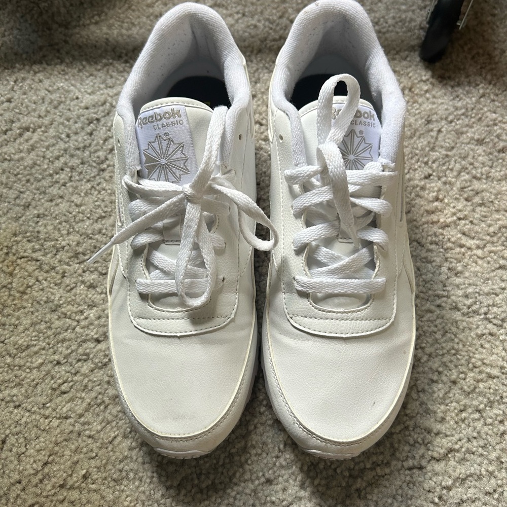 Reebok women’s White Sneakers